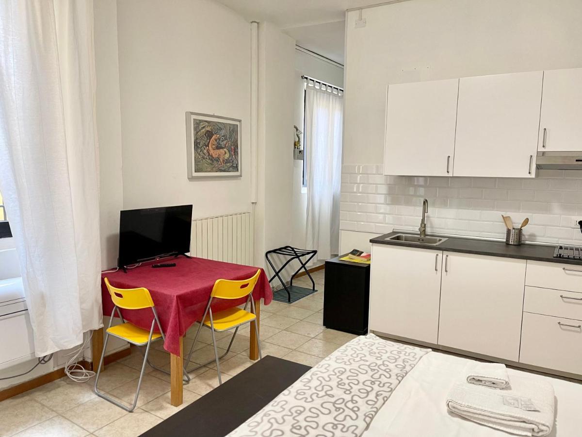 1-Tourist House Bologna-Cefalonia - Self Check-In ภายนอก รูปภาพ